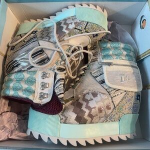 Irregular Choice Shoes Women 40 US 9-9.5